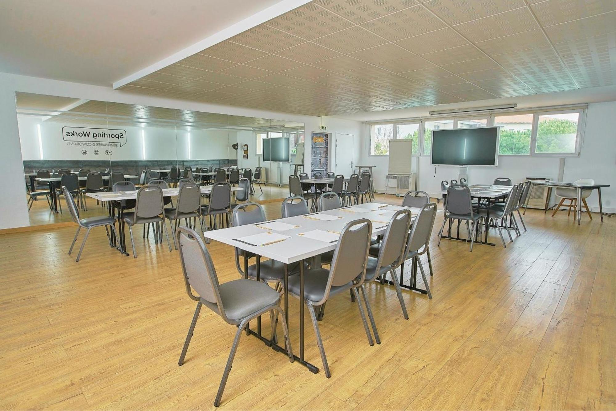 טולוז Sporting House Hotel מראה חיצוני תמונה